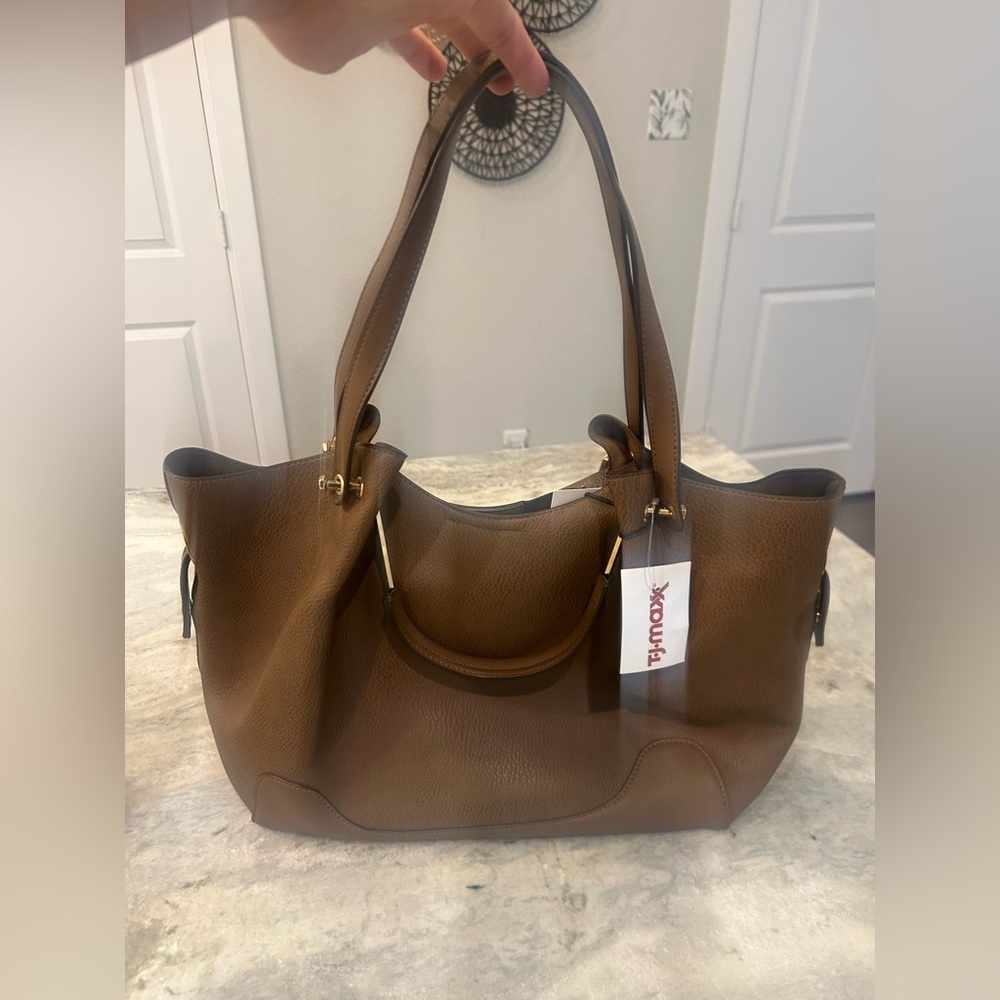 Sondra Roberts Brown Women's Tote Bag